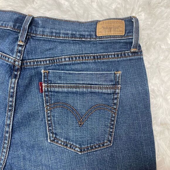 Vintage Levis 515 Bermuda Shorts Jeans Cut Off Raw Hem Womens Size 6 - Picture 10 of 10